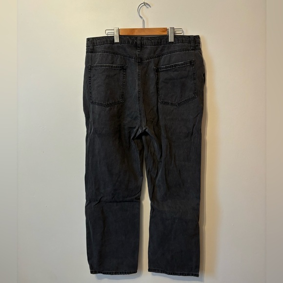 High rise distressed AFRM jeans - Picture 2 of 3